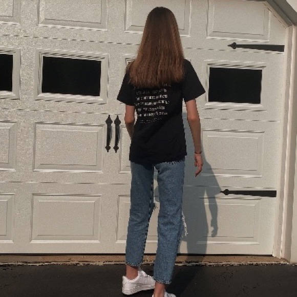 V-Neck “Kiss My Asphalt” T-Shirt - Picture 2 of 7